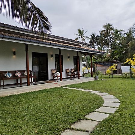 Amara Villa Ahangama Esterno foto